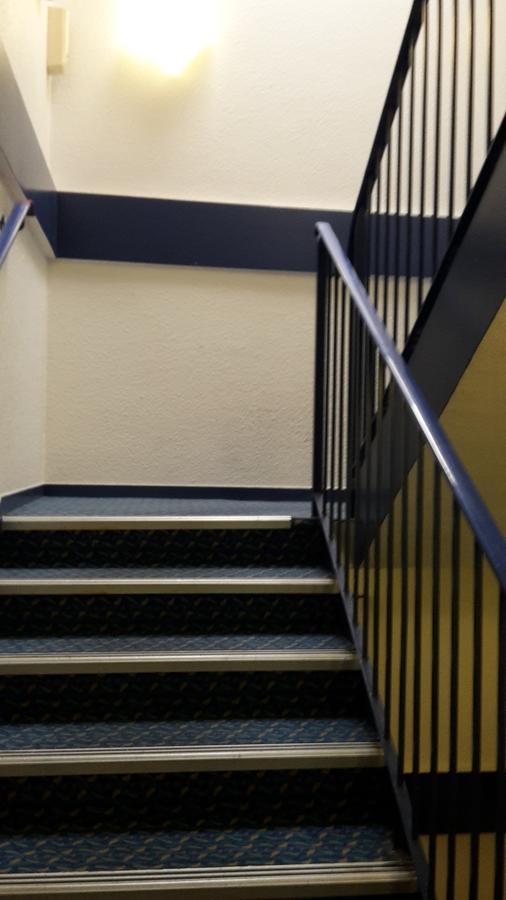 Ibis Budget Lille Lesquin Aeroport Εξωτερικό φωτογραφία